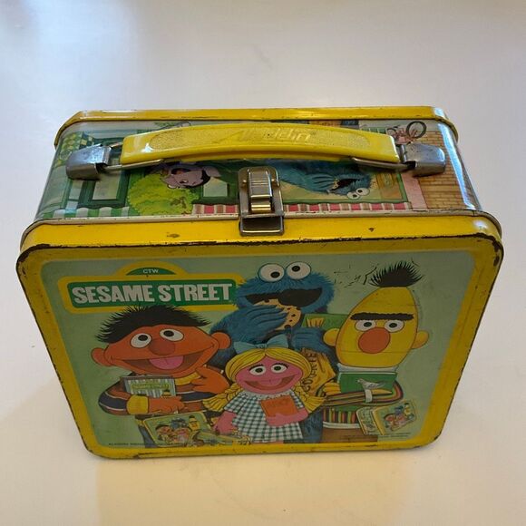 Vintage 1979 Metal Sesame Street Lunchbox ernie bert bigbird - Picture 10 of 16